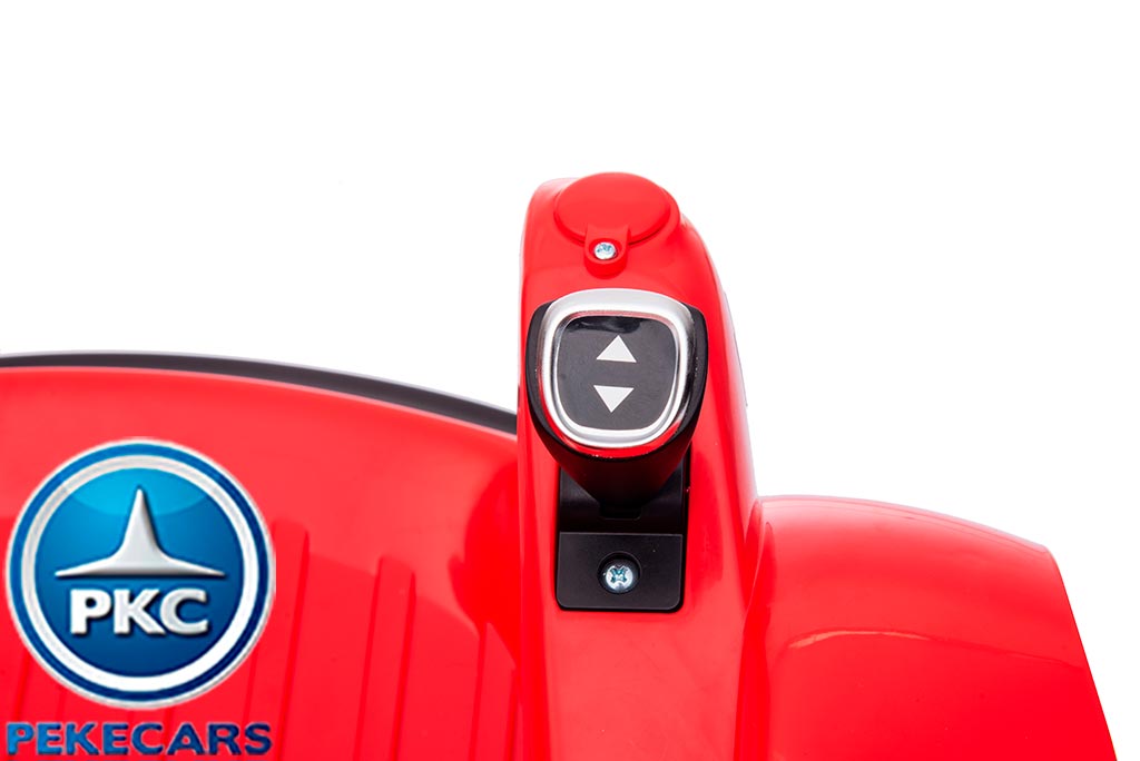 Coche de choque eléctrico autogiro rojo vista mando control