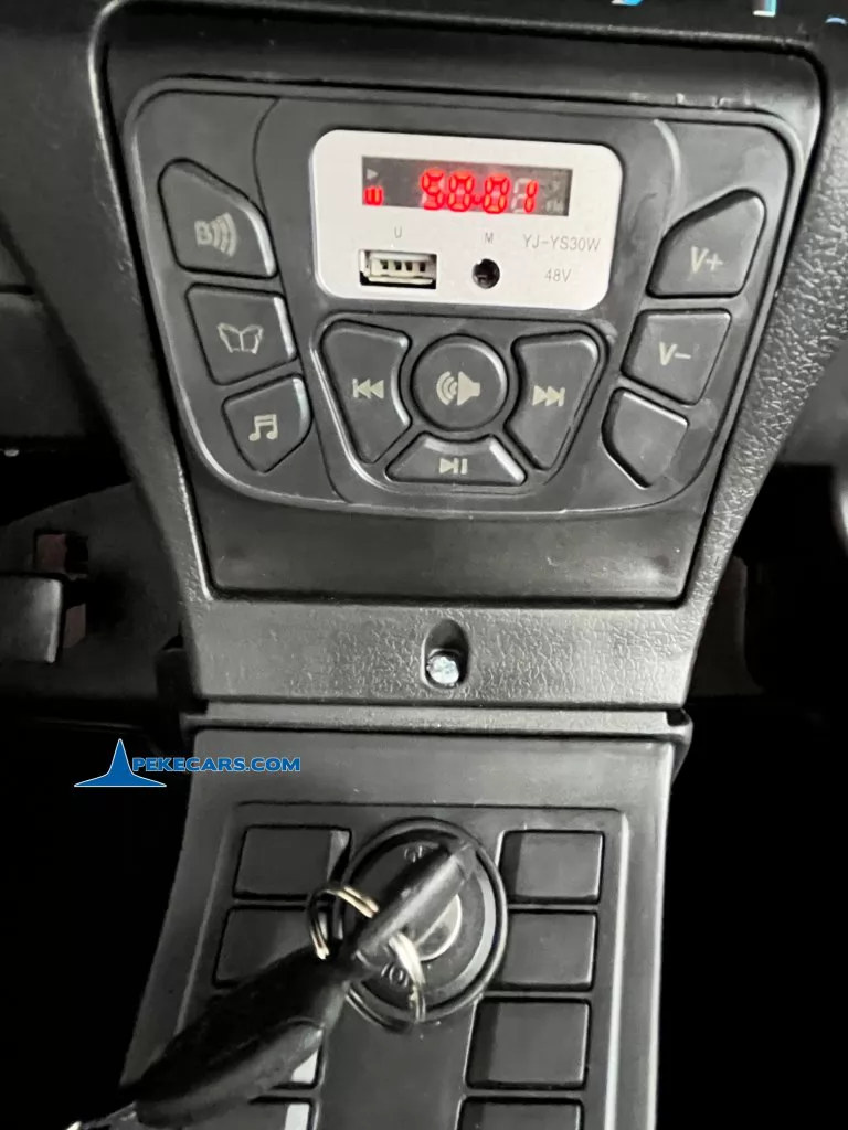 deportivo pekecars xl 48v rojo negro coche electrico niños detalle radio
