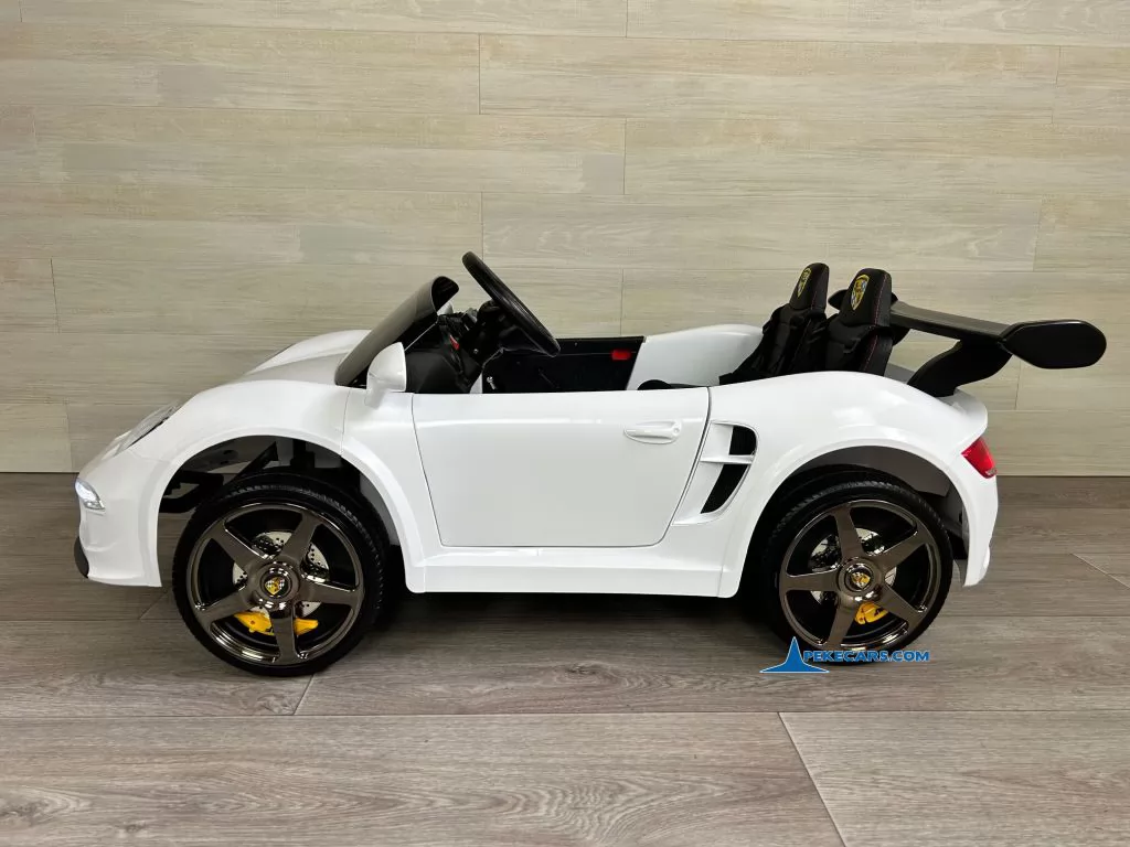 Deportivo RUF CTR3 24V 2.4G Blanco vista lado derecho