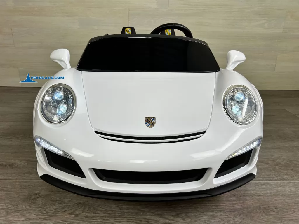 Deportivo RUF CTR3 para ninos 24V 2.4G Blanco vista frontal