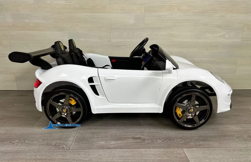 Deportivo RUF CTR3 24V 2.4G Blanco lado izquierdo