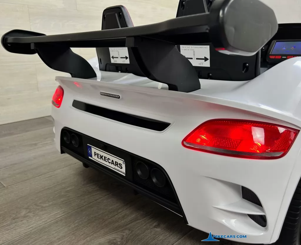 Deportivo RUF CTR3 24V 2.4G Blanco aleron trasero