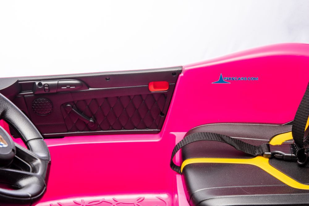 Deportivo RUF CTR3 24V 2.4G Rosa puerta