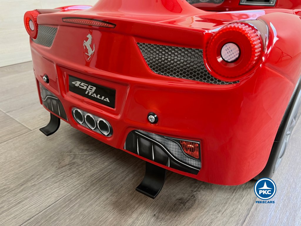 Ferrari 458 6V Rojo detalles traseros