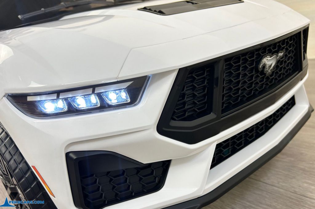Ford Mustang 12V Blanco