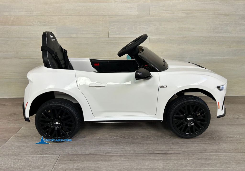 Ford Mustang 12V Blanco