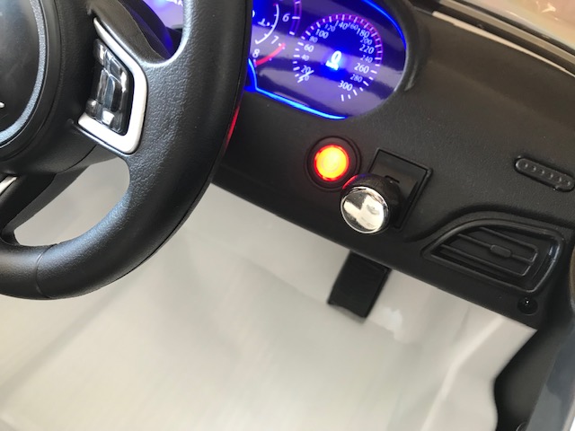 Jaguar F-Pace 12V 2.4G Blanco