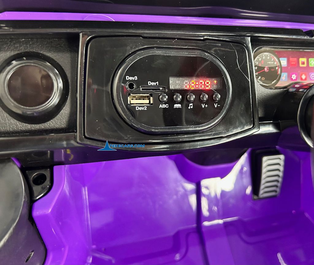 Jeep Mountain King 12V 2.4G Morado