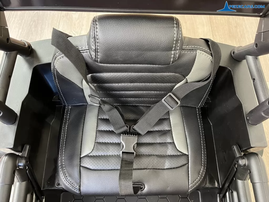 coche eléctrico niño Jeep Mountain King 12V 2.4G Negro