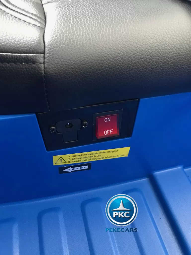 JEEP para niños Grand Cherokee 12V azul metalizado toma de carga