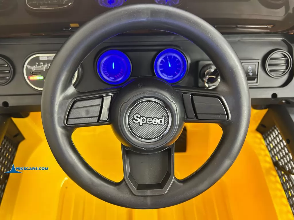 Jeep Wrangler Rubicon Style 12V 2.4G Amarillo