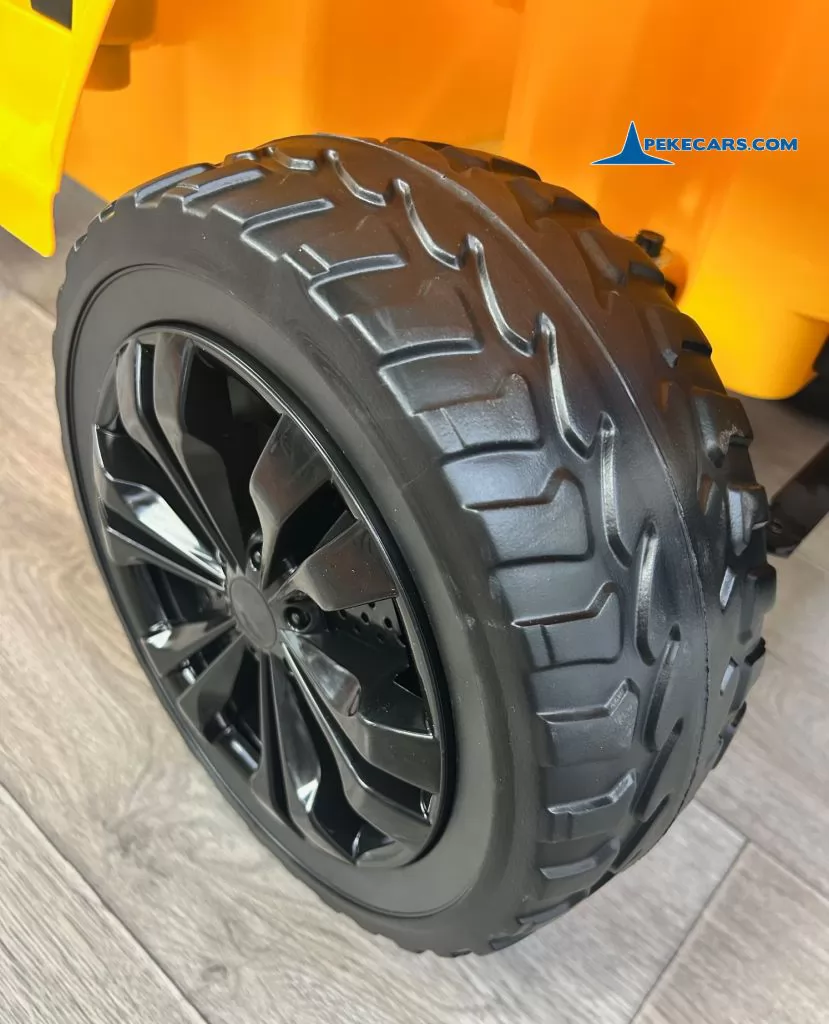 Jeep Wrangler Rubicon Style 12V 2.4G Amarillo