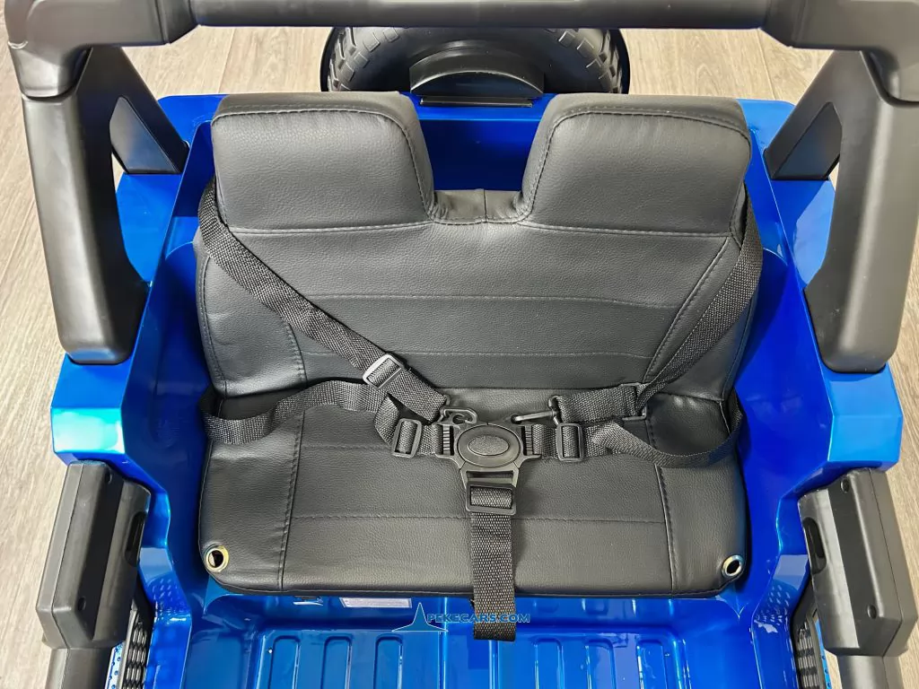 Jeep Wrangler Rubicon Style 12V 2.4G Azul Metalizado