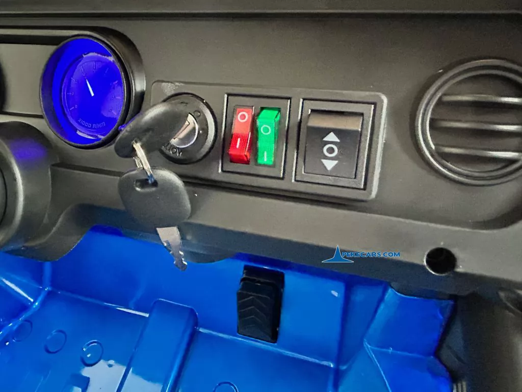 Jeep Wrangler Rubicon Style 12V 2.4G Azul Metalizado