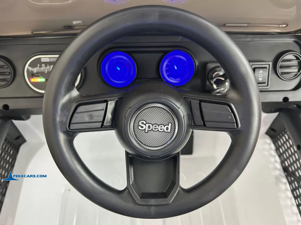 Jeep Wrangler Rubicon Style 12V 2.4G Blanco