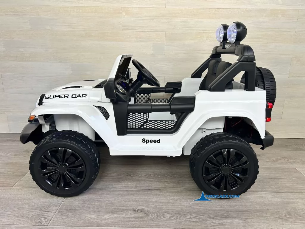 Jeep Wrangler Rubicon Style 12V 2.4G Blanco