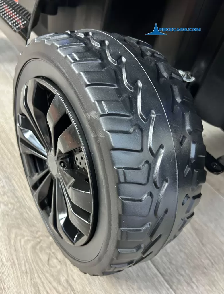 Jeep Wrangler Rubicon Style 12V 2.4G Negro Metalizado