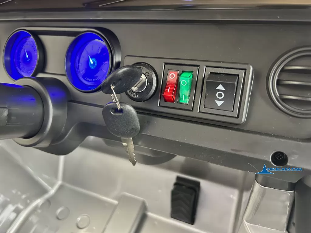 Jeep Wrangler Rubicon Style 12V 2.4G Plata Metalizado selector de marchas