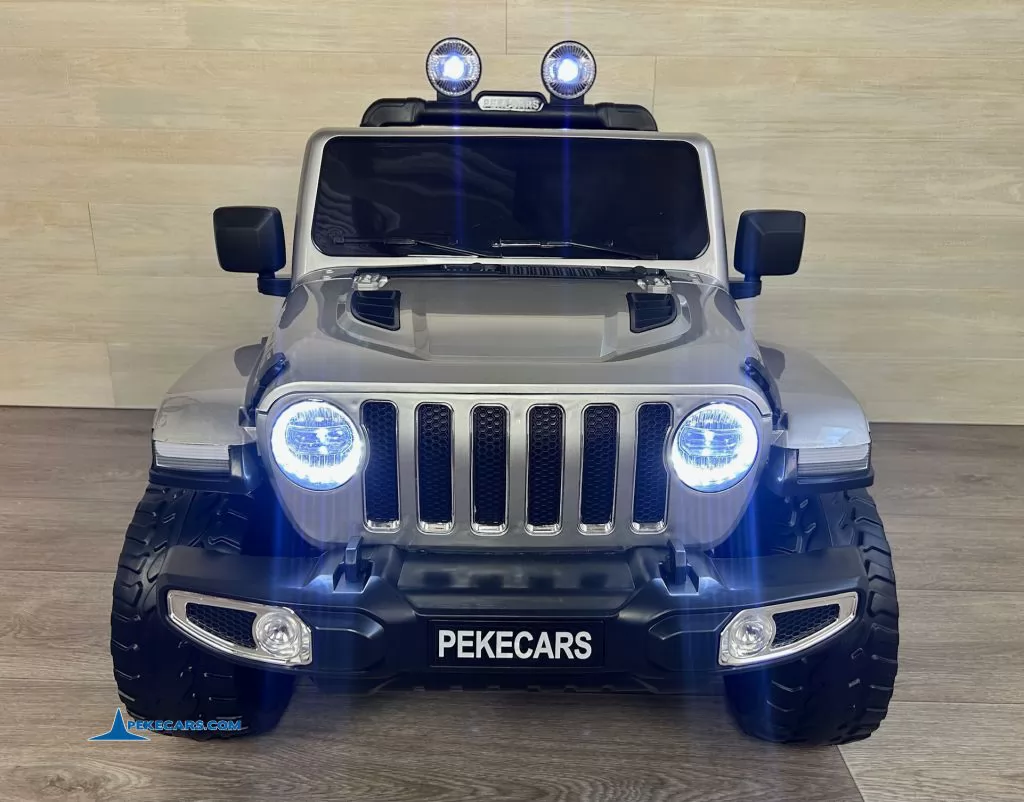 Jeep Wrangler Rubicon Style 12V 2.4G Plata Metalizado vista frontal