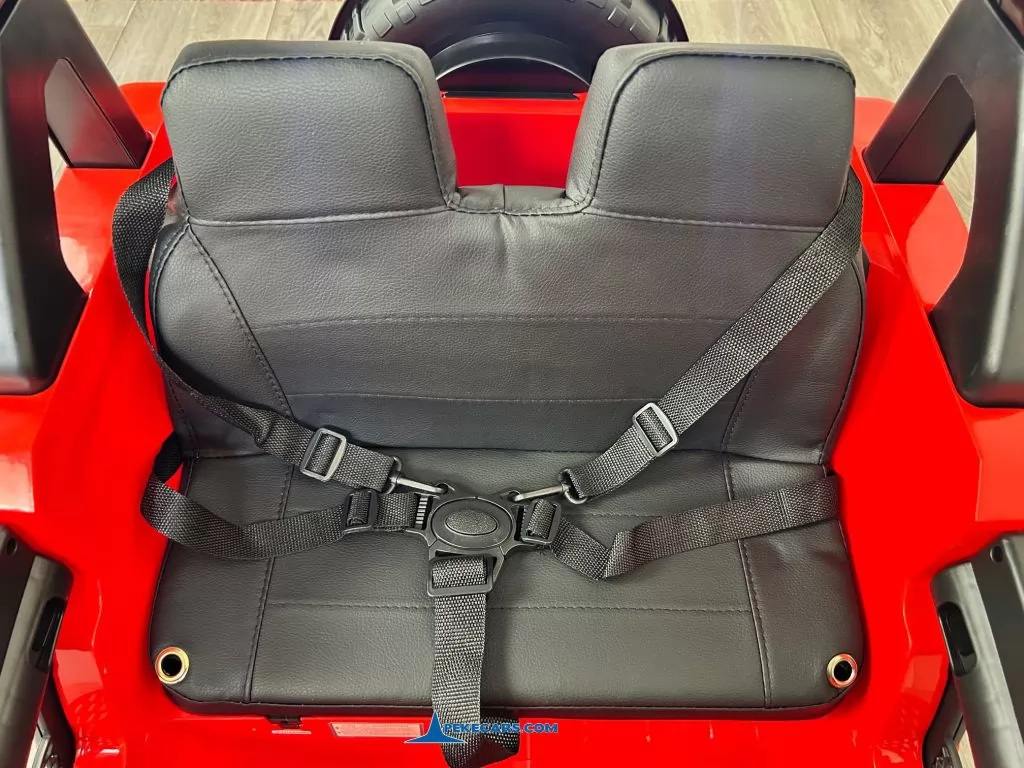 Jeep Wrangler Rubicon Style 12V 2.4G Rojo