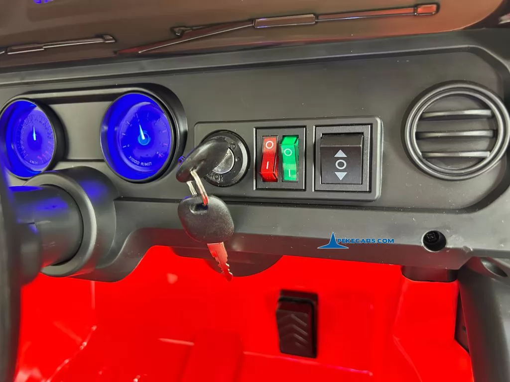 Jeep Wrangler Rubicon Style 12V 2.4G Rojo