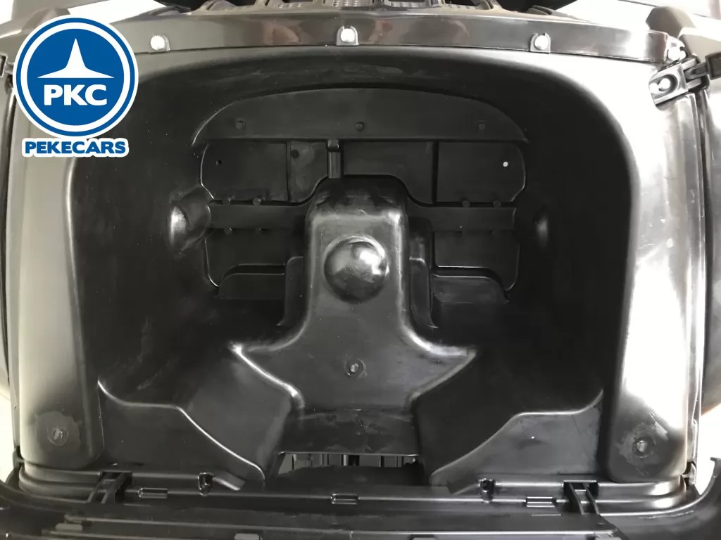 Jeep wrangler Rubicon 12V Negro vista bajo el capó