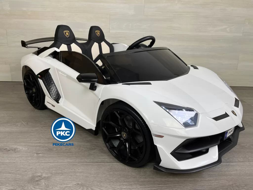 Lamborghini aventador 24v blanco