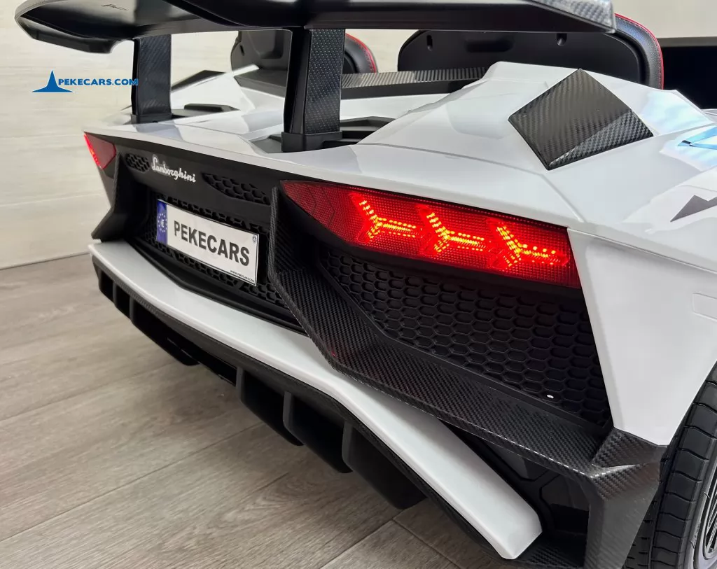coches teledirigidos lamborghini aventador sv 24v blanco