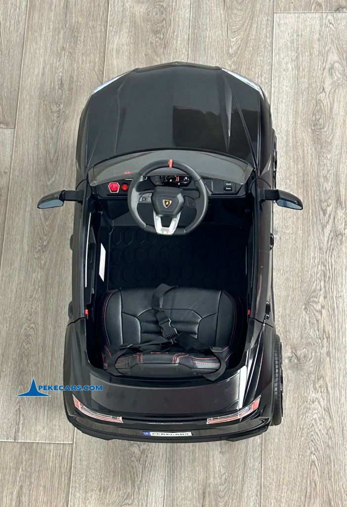 Lamborghini Urus negro