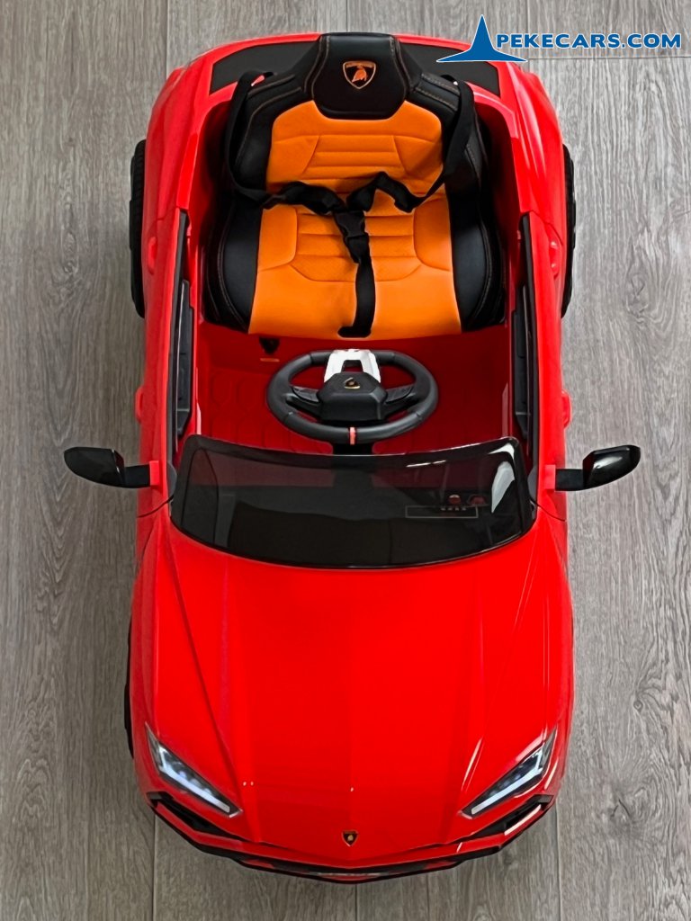 Lamborghini Urus rojo parte trasera