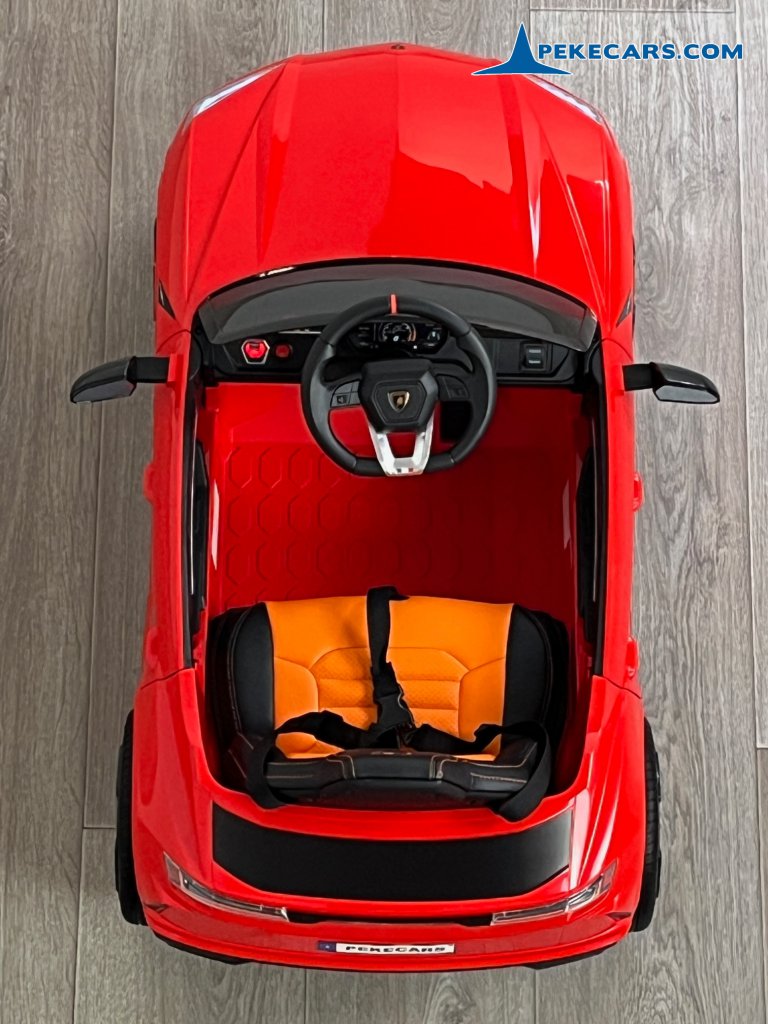 Lamborghini Urus rojo faro