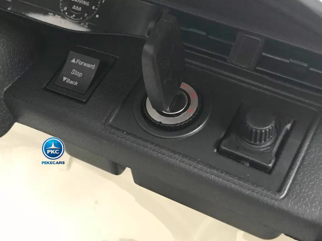 Range Rover Evoque 12V 2.4G Blanco vista llave de arranque y palanca de cambio