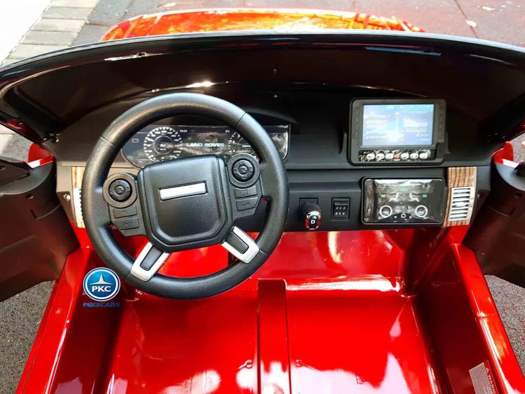 Land Rover Vogue 12V Rojo Metalizado vista volante