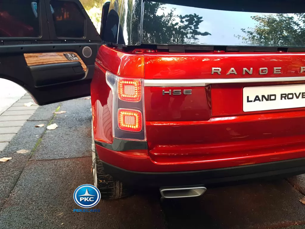 Land Rover Vogue 12V Rojo Metalizado vista faro trasero y puerta abierta