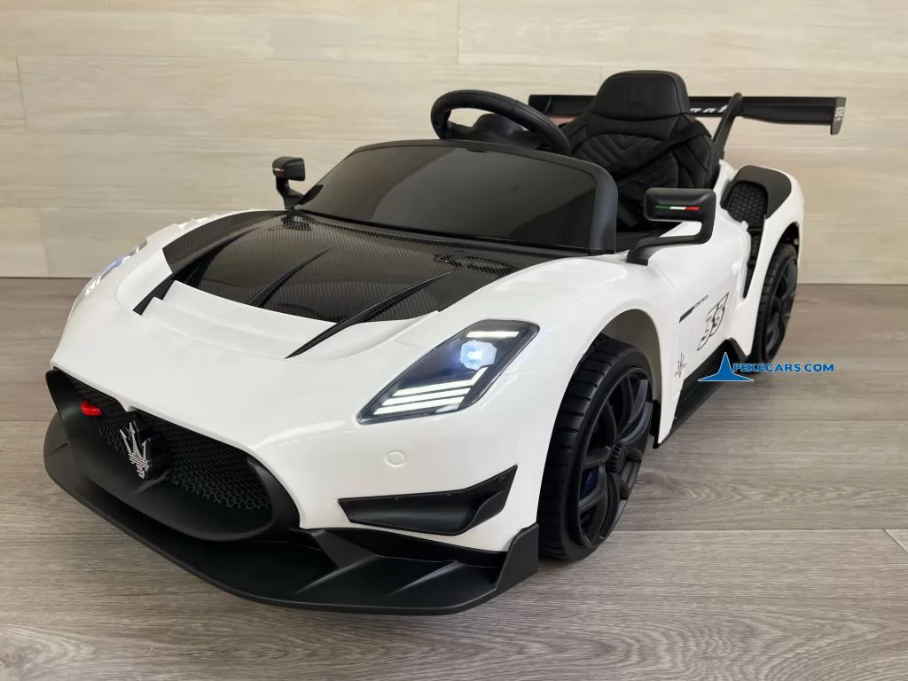 Maserati MC20 GT2 12V 2.4G Blanco vista frente derecha