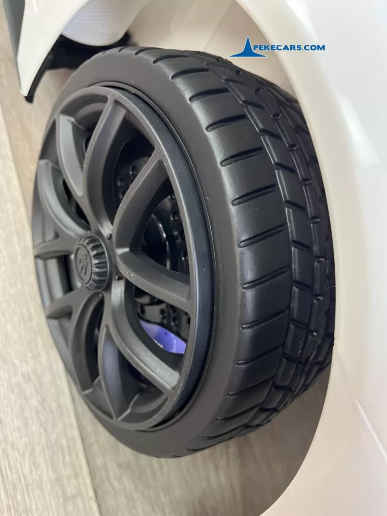 Maserati MC20 GT2 12V 2.4G Blanco ruedas caucho