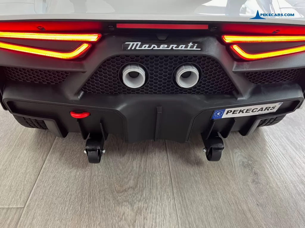 Maserati MC20 GT2 12V 2.4G Blanco parte trasera