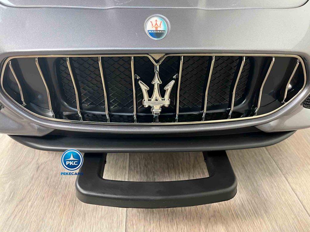 Maserati GC-Sport 12V 2.4G Plata Metalizado vista asa de transporte