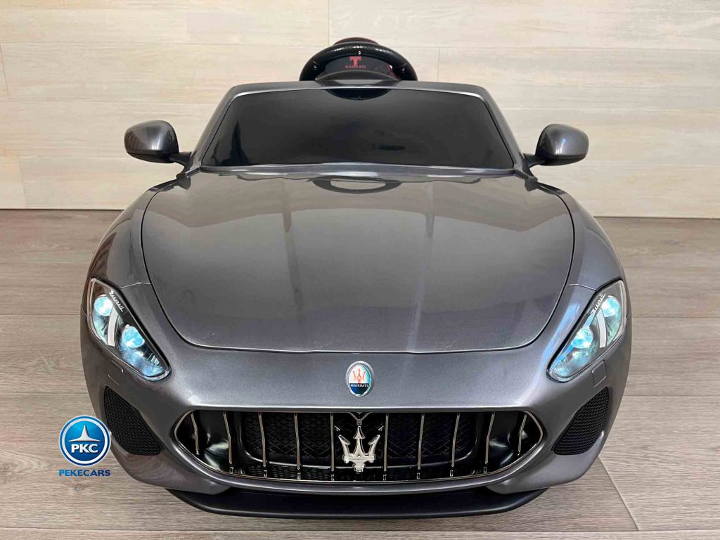 Maserati GC-Sport 12V 2.4G Plata Metalizado vista de frente