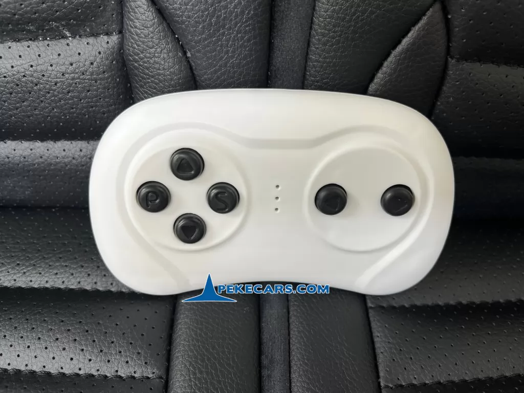 Coche electrico para niños Mercedes GT 12V Blanco 2 Plazas mando