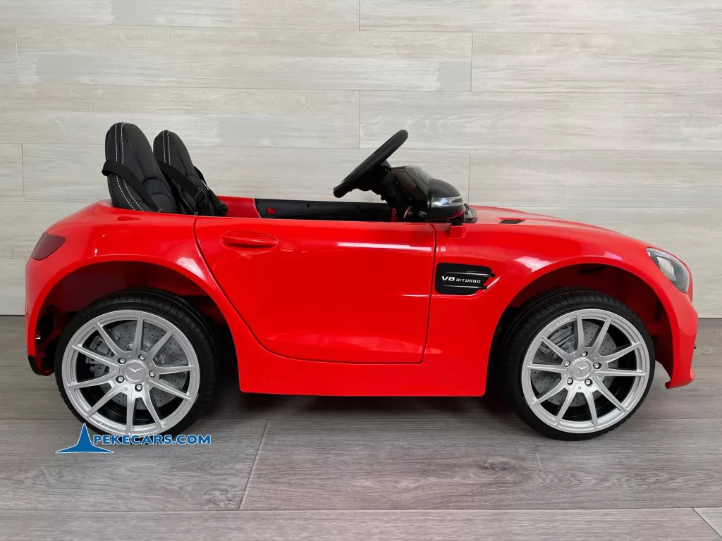 Coche electrico para niños Mercedes GT 12V Rojo dos plazas vista lateral