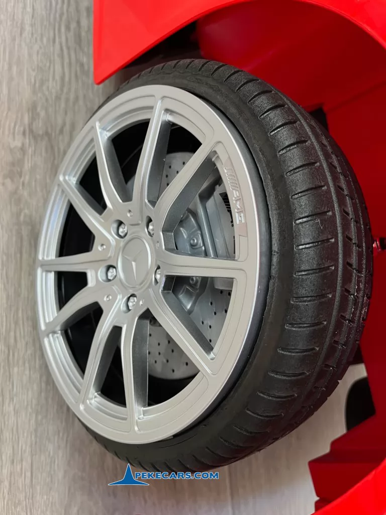 Coche electrico para niños Mercedes GT 12V Rojo ruedas de caucho