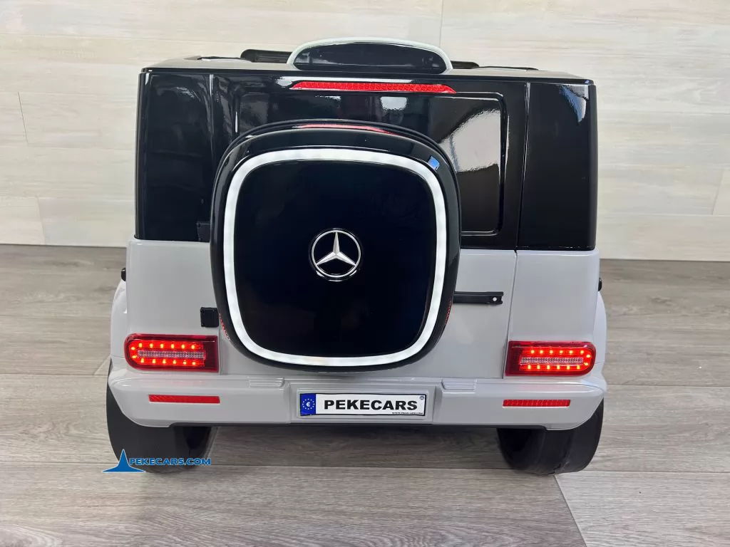 Mercedes benz EQG Gris metalizado coche electricos para niños parte trasera