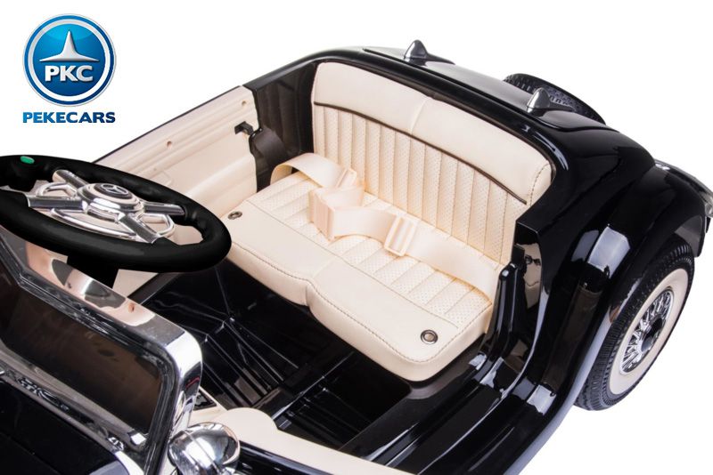 Mercedes-Benz Type 540K interior