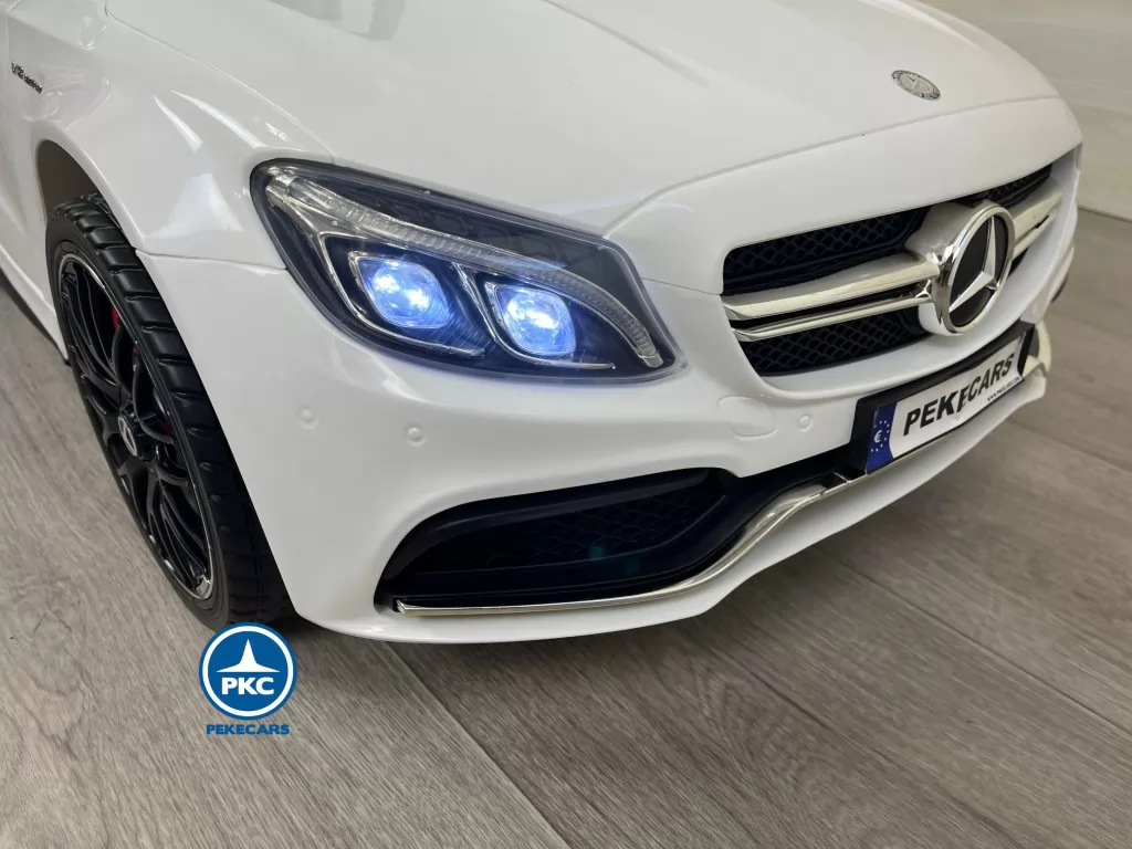 Coche electrico para niños Mercedes C63 Blanco luces LED