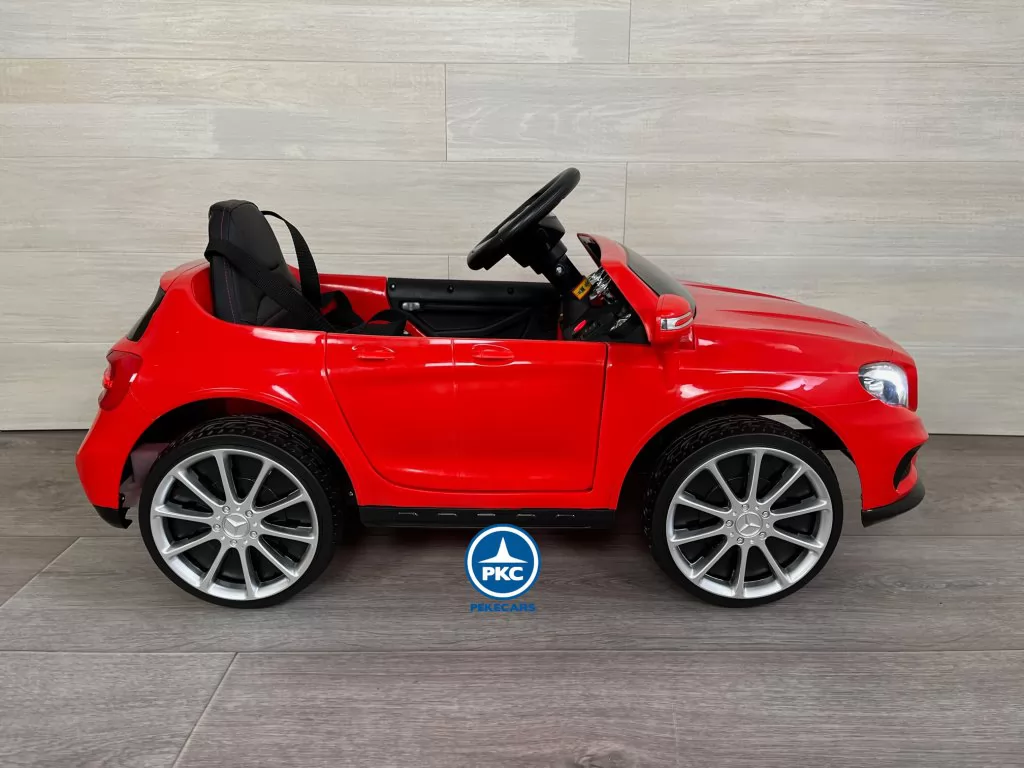 Coche eléctrico para niños mercedes GLA45 Rojo