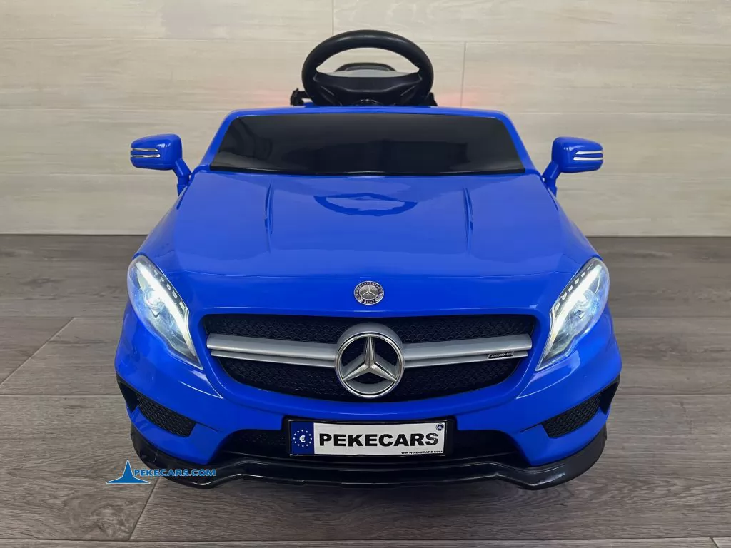 Coche eléctrico para niños mercedes GLA45 AMG Azul frontal