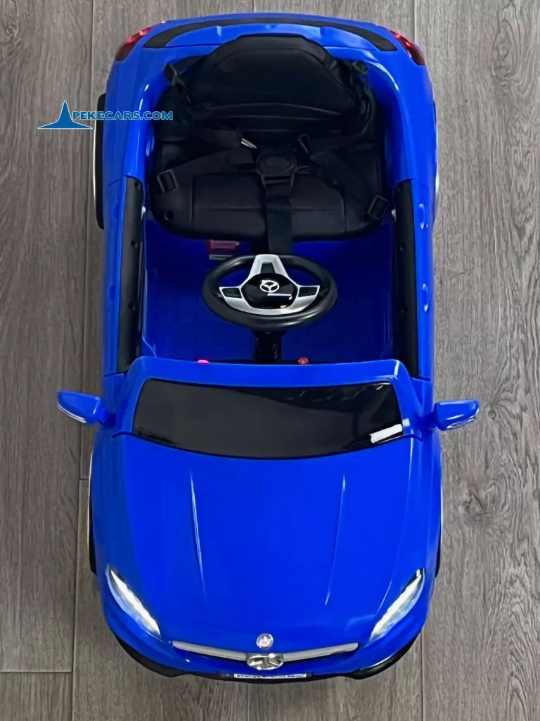 Coche eléctrico para niños mercedes GLA45 AMG Azul vista arriba