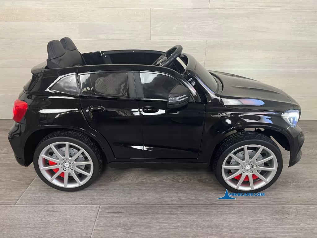 Coche eléctrico para niños mercedes GLA45 Negro Metalizado