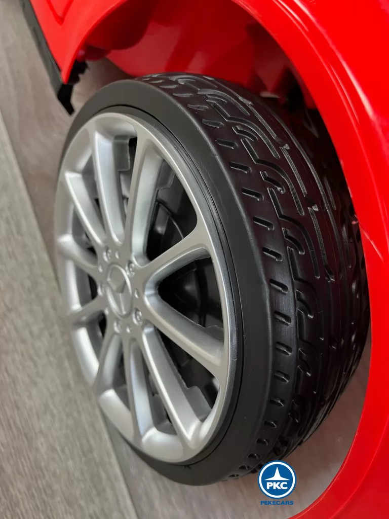 Coche eléctrico para niños mercedes GLA45 Rojo